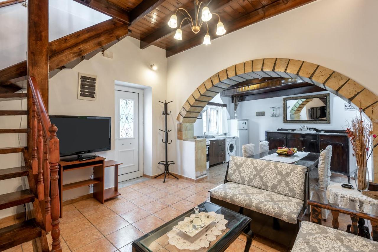 Aroni Cretan Comfortable House - Hamam Suites Aroni Exterior photo